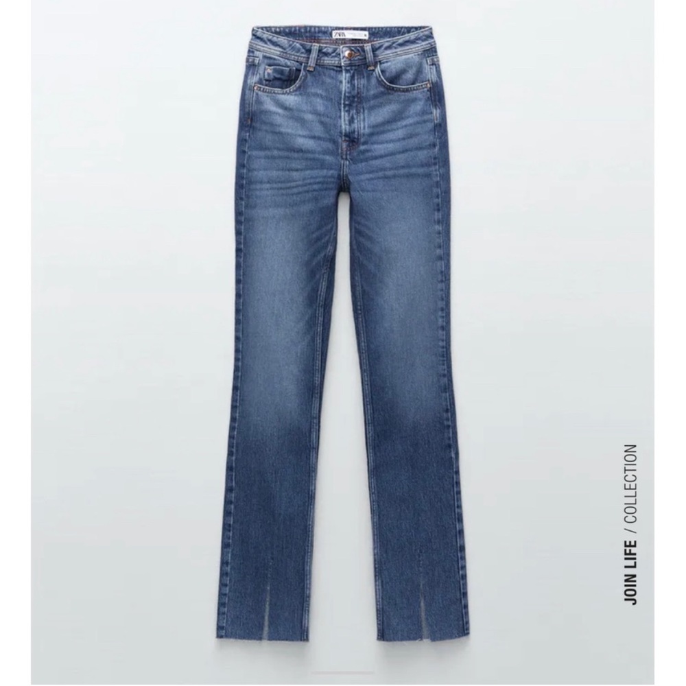 Zara HIGH RISE SLIM FLARED JEANS Mid-blue Button Fly